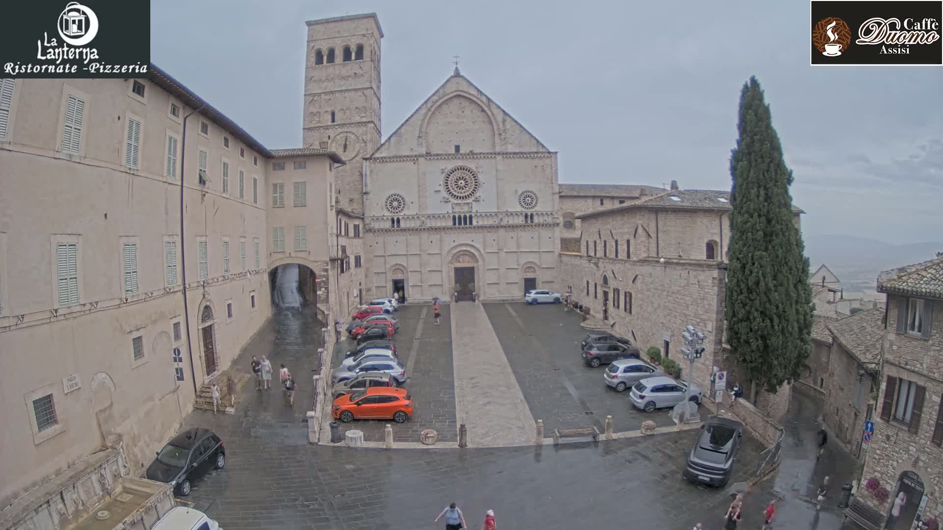Assisi, San Rufino Square Live Cam -  Perugia, Umbria, Italy