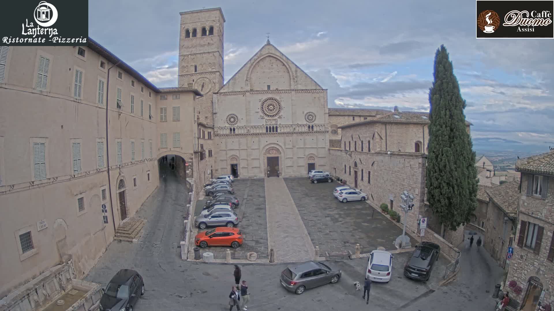 Assisi, San Rufino Square Live Cam -  Perugia, Umbria, Italy