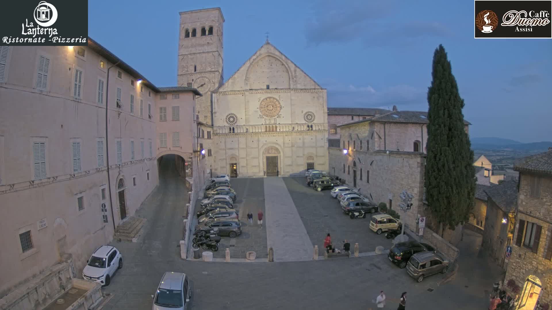Assisi, San Rufino Square Live Cam -  Perugia, Umbria, Italy
