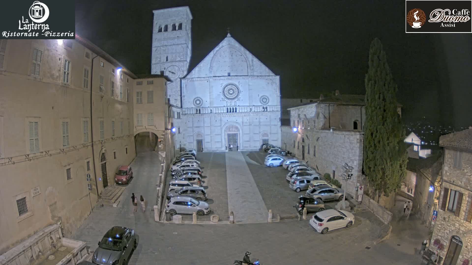Assisi, San Rufino Square Live Cam -  Perugia, Umbria, Italy