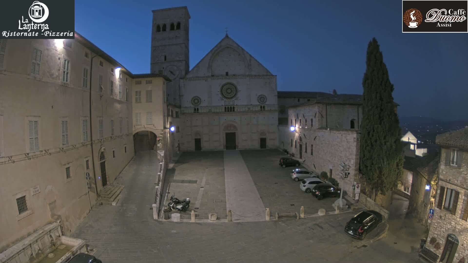 Assisi, San Rufino Square Live Cam -  Perugia, Umbria, Italy