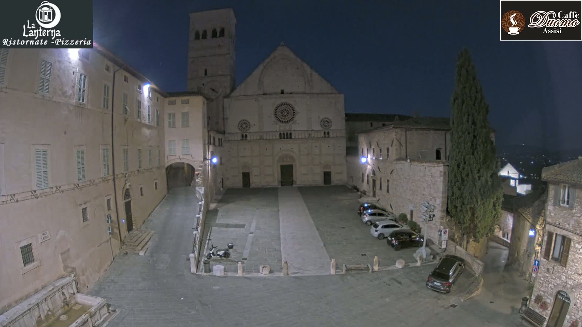 Assisi, San Rufino Square Live Cam -  Perugia, Umbria, Italy