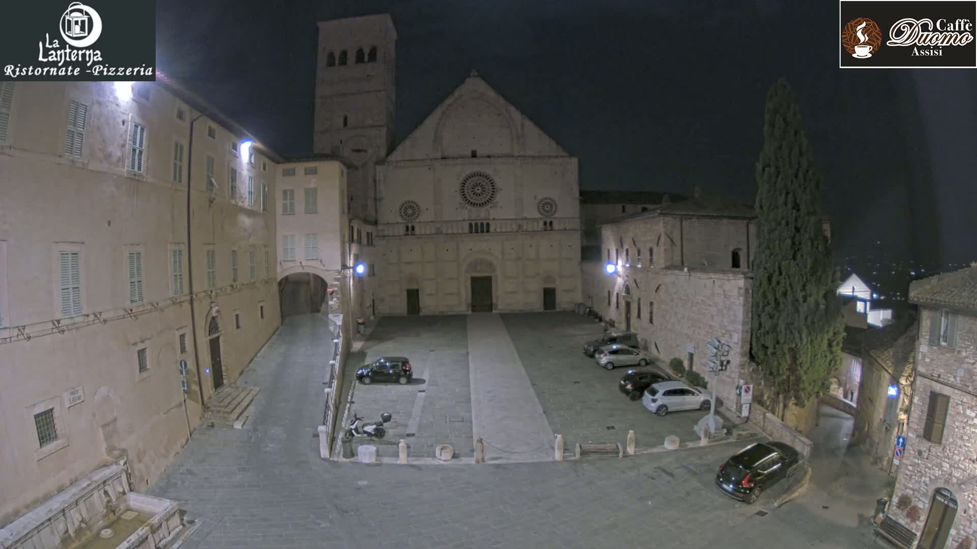 Assisi, San Rufino Square Live Cam -  Perugia, Umbria, Italy