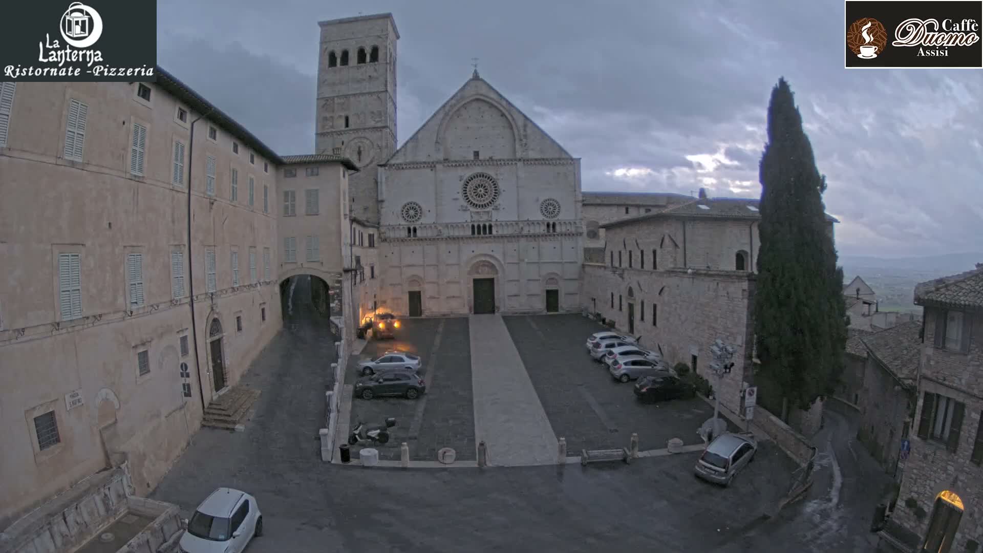 Assisi, San Rufino Square Live Cam -  Perugia, Umbria, Italy