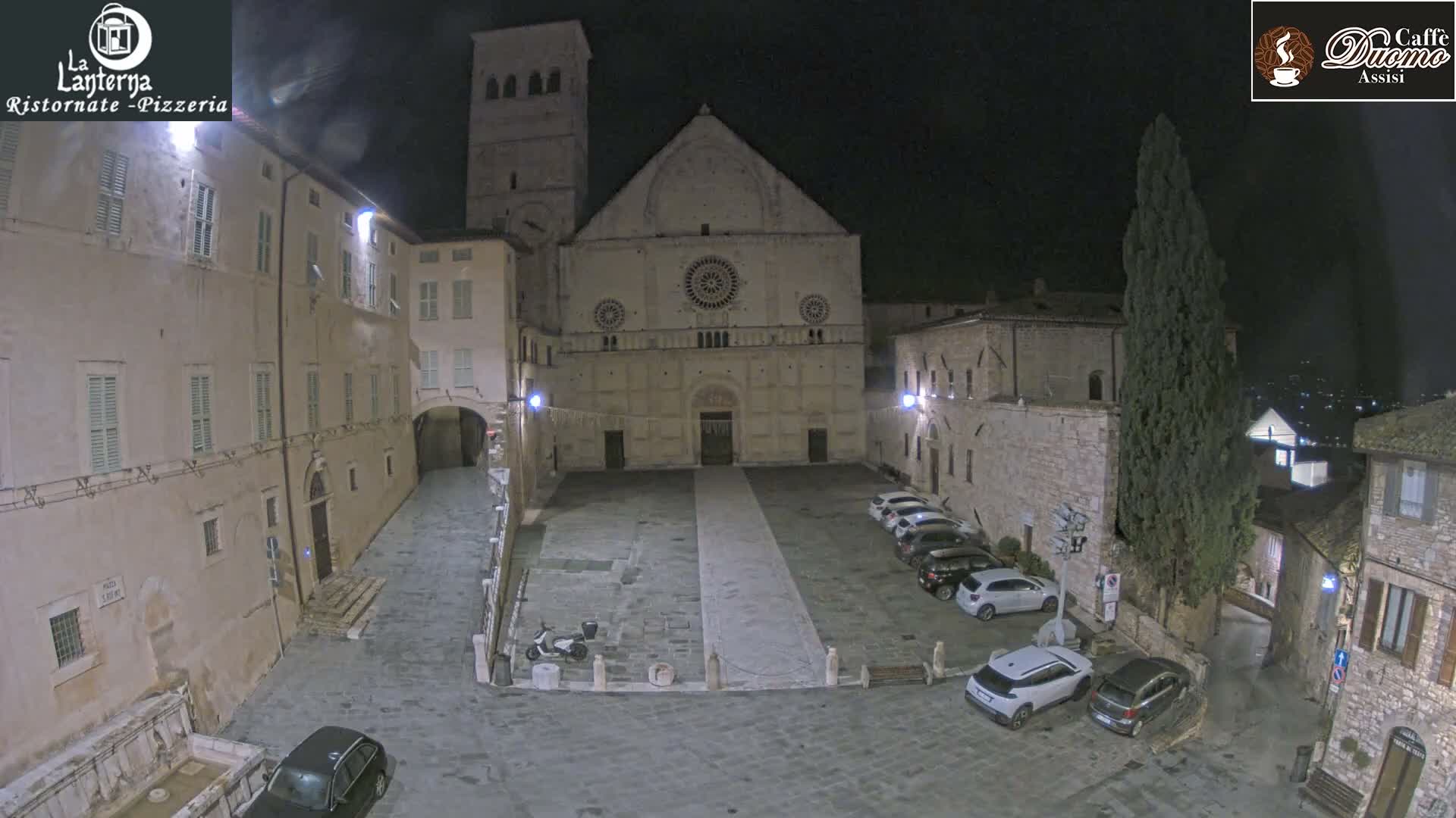 Assisi, San Rufino Square Live Cam -  Perugia, Umbria, Italy