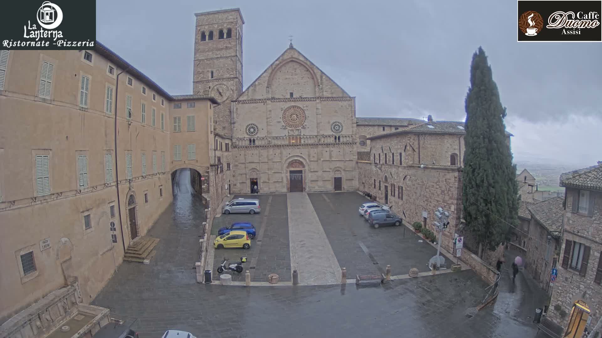 Assisi, San Rufino Square Live Cam -  Perugia, Umbria, Italy