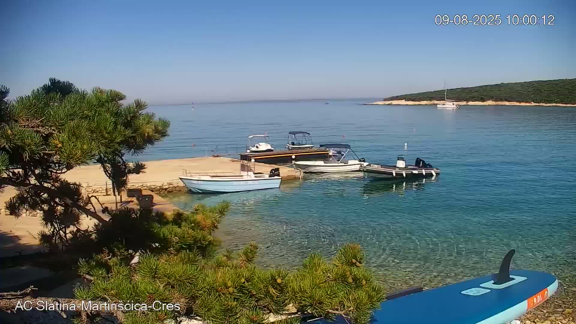 Otok Cres Island, Camp Plaza Slatina Beach Live Cam - Martinšćica, Cres, Primorje-Gorski Kotar, Croatia