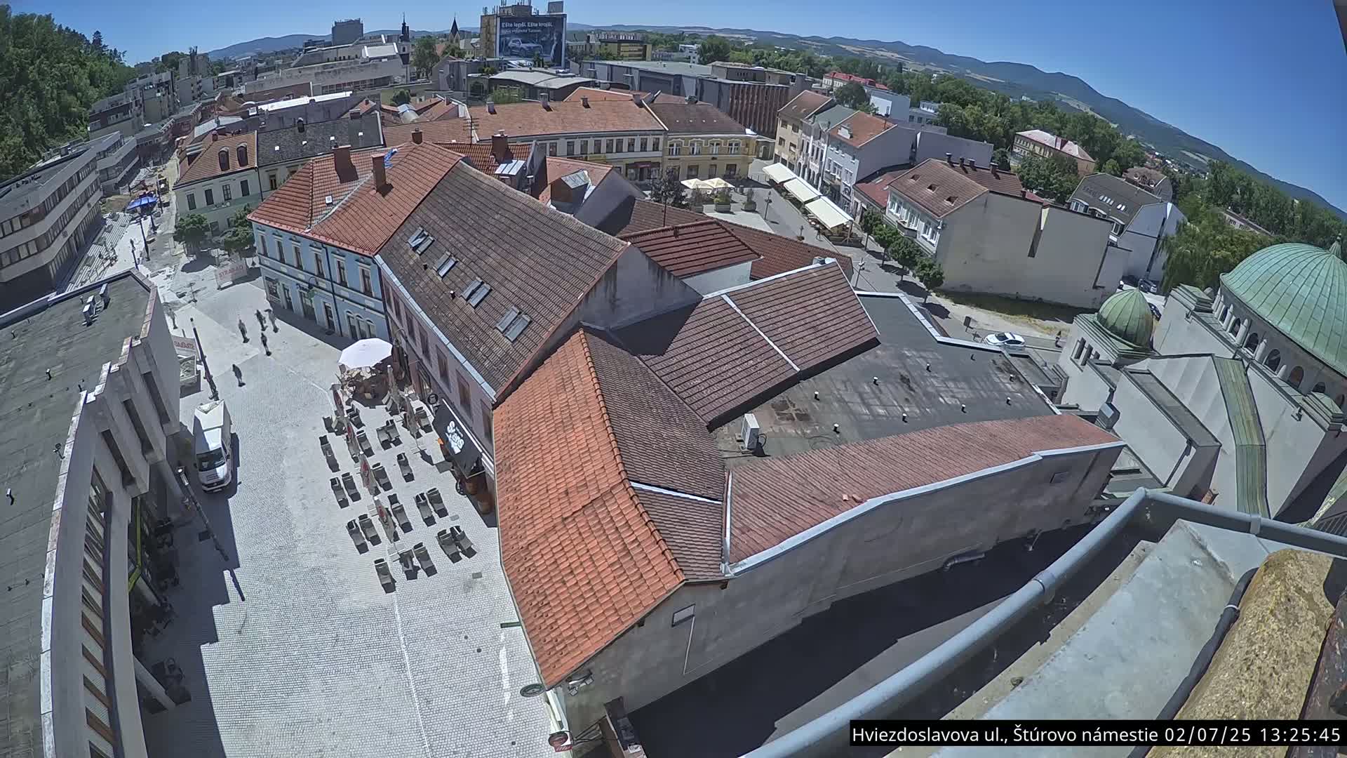 Trenčín Hviezdoslavova ul. Street &. Štúrovo Námestie Square West View Skyline Live Cam -  Trencin, Okres Trencin, Slovakia