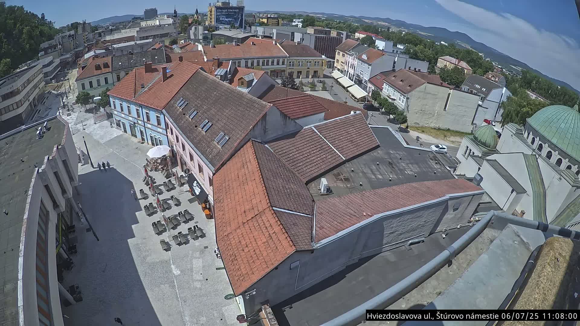 Trenčín Hviezdoslavova ul. Street &. Štúrovo Námestie Square West View Skyline Live Cam -  Trencin, Okres Trencin, Slovakia