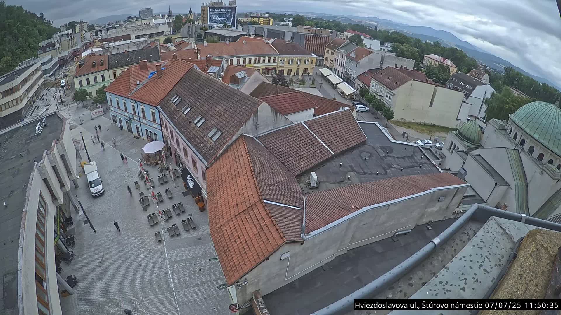 Trenčín Hviezdoslavova ul. Street &. Štúrovo Námestie Square West View Skyline Live Cam -  Trencin, Okres Trencin, Slovakia