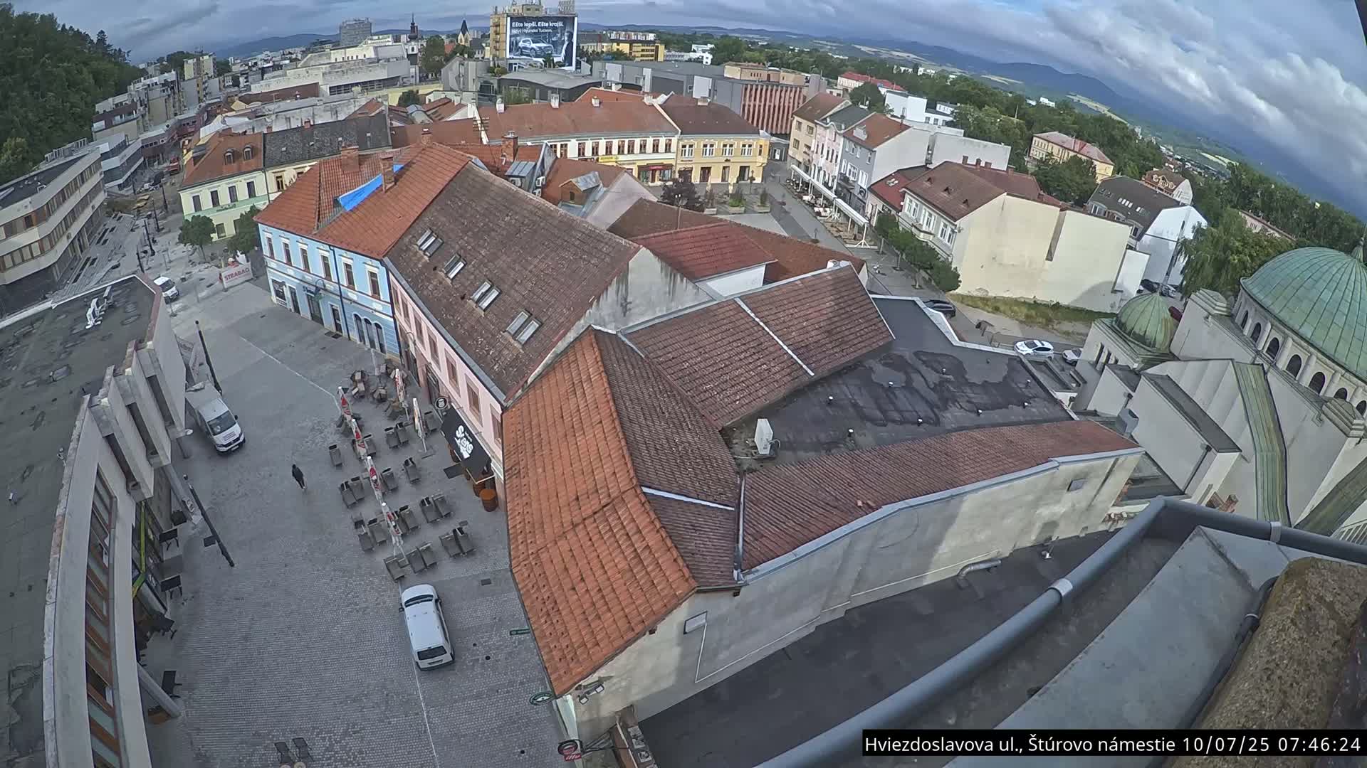 Trenčín Hviezdoslavova ul. Street &. Štúrovo Námestie Square West View Skyline Live Cam -  Trencin, Okres Trencin, Slovakia