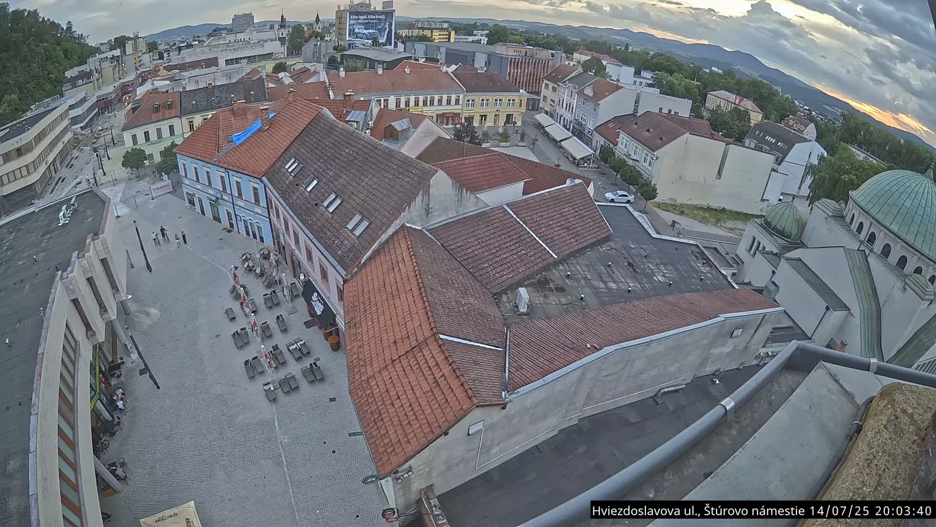 Trenčín Hviezdoslavova ul. Street &. Štúrovo Námestie Square West View Skyline Live Cam -  Trencin, Okres Trencin, Slovakia