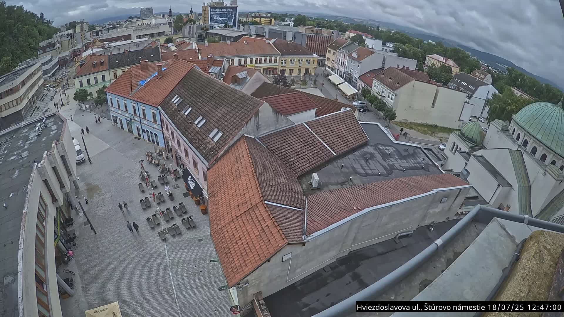 Trenčín Hviezdoslavova ul. Street &. Štúrovo Námestie Square West View Skyline Live Cam -  Trencin, Okres Trencin, Slovakia