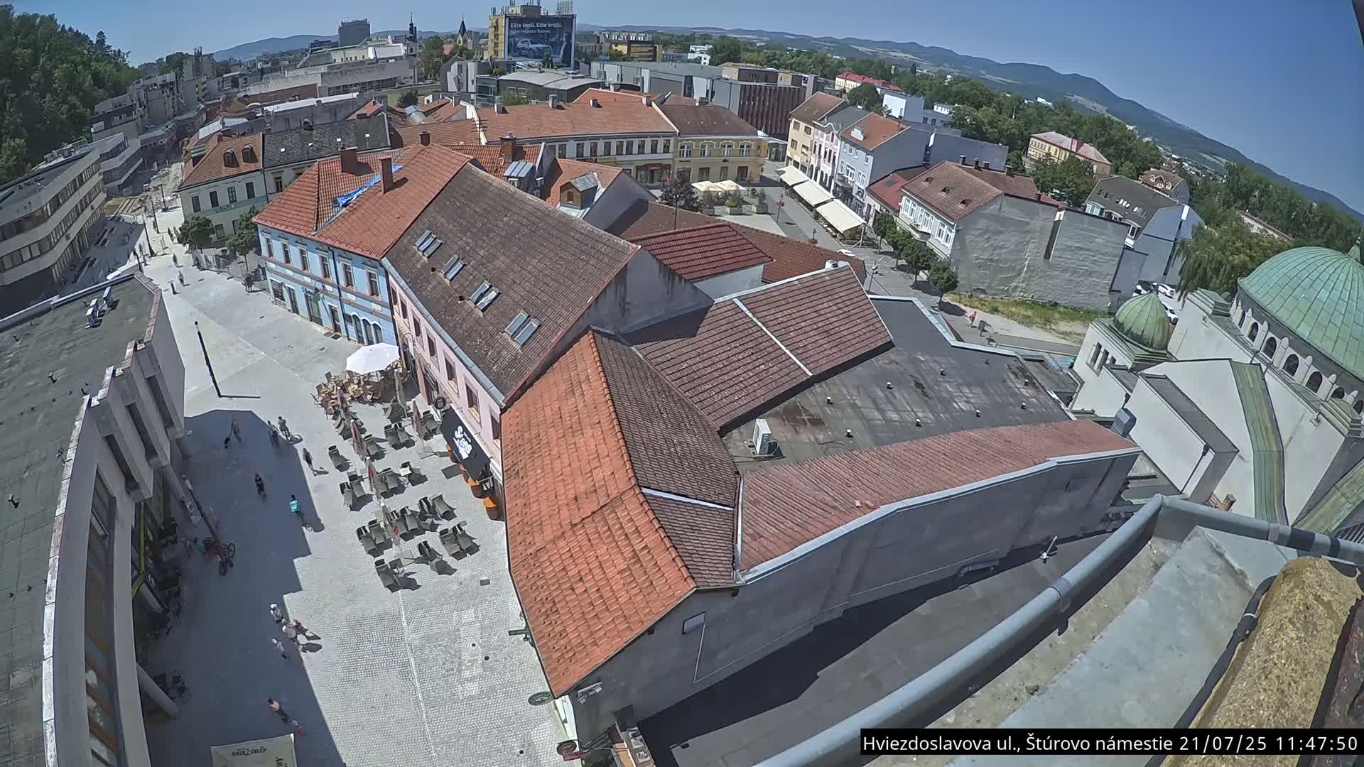 Trenčín Hviezdoslavova ul. Street &. Štúrovo Námestie Square West View Skyline Live Cam -  Trencin, Okres Trencin, Slovakia