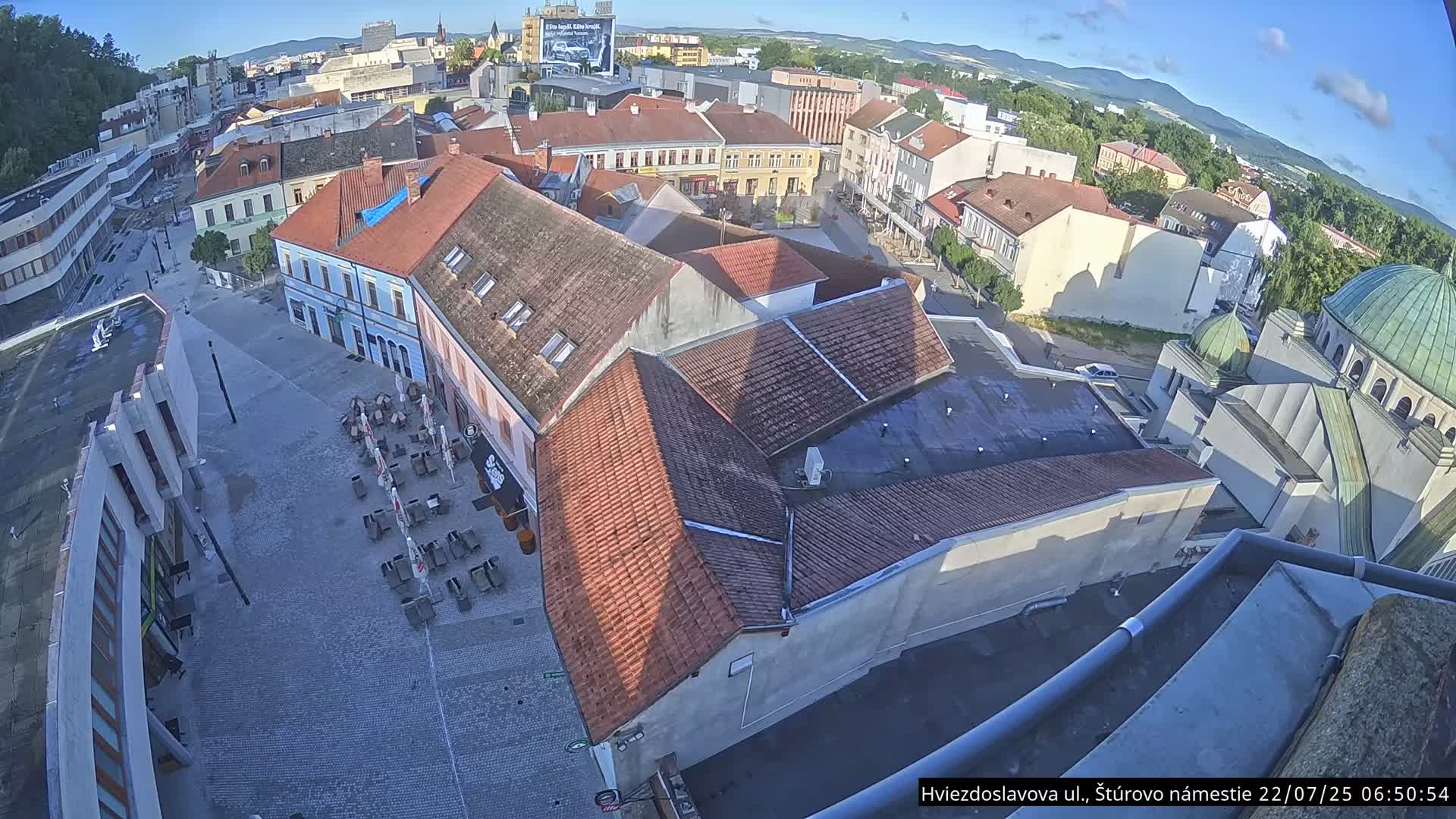 Trenčín Hviezdoslavova ul. Street &. Štúrovo Námestie Square West View Skyline Live Cam -  Trencin, Okres Trencin, Slovakia