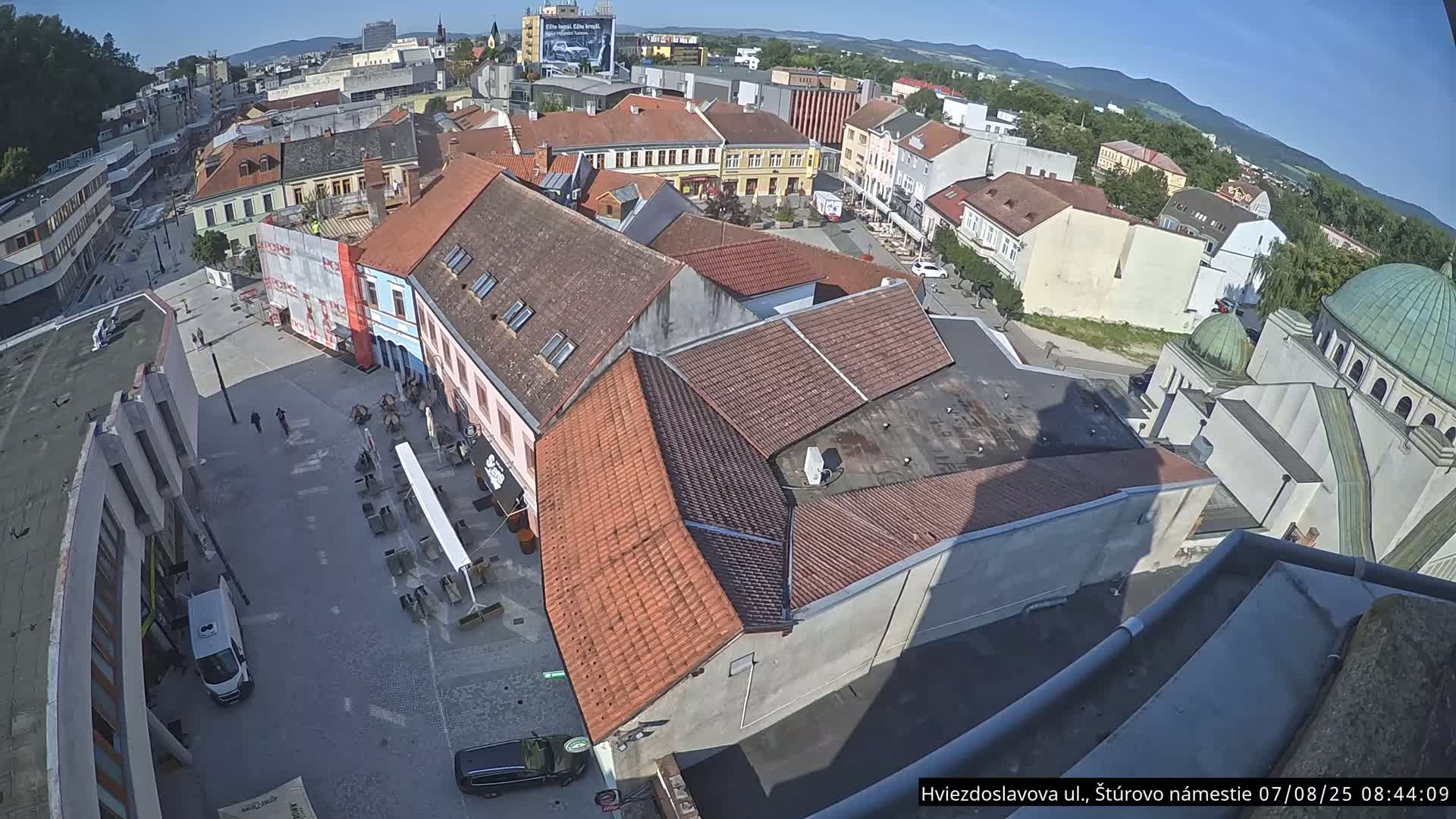 Trenčín Hviezdoslavova ul. Street &. Štúrovo Námestie Square West View Skyline Live Cam -  Trencin, Okres Trencin, Slovakia