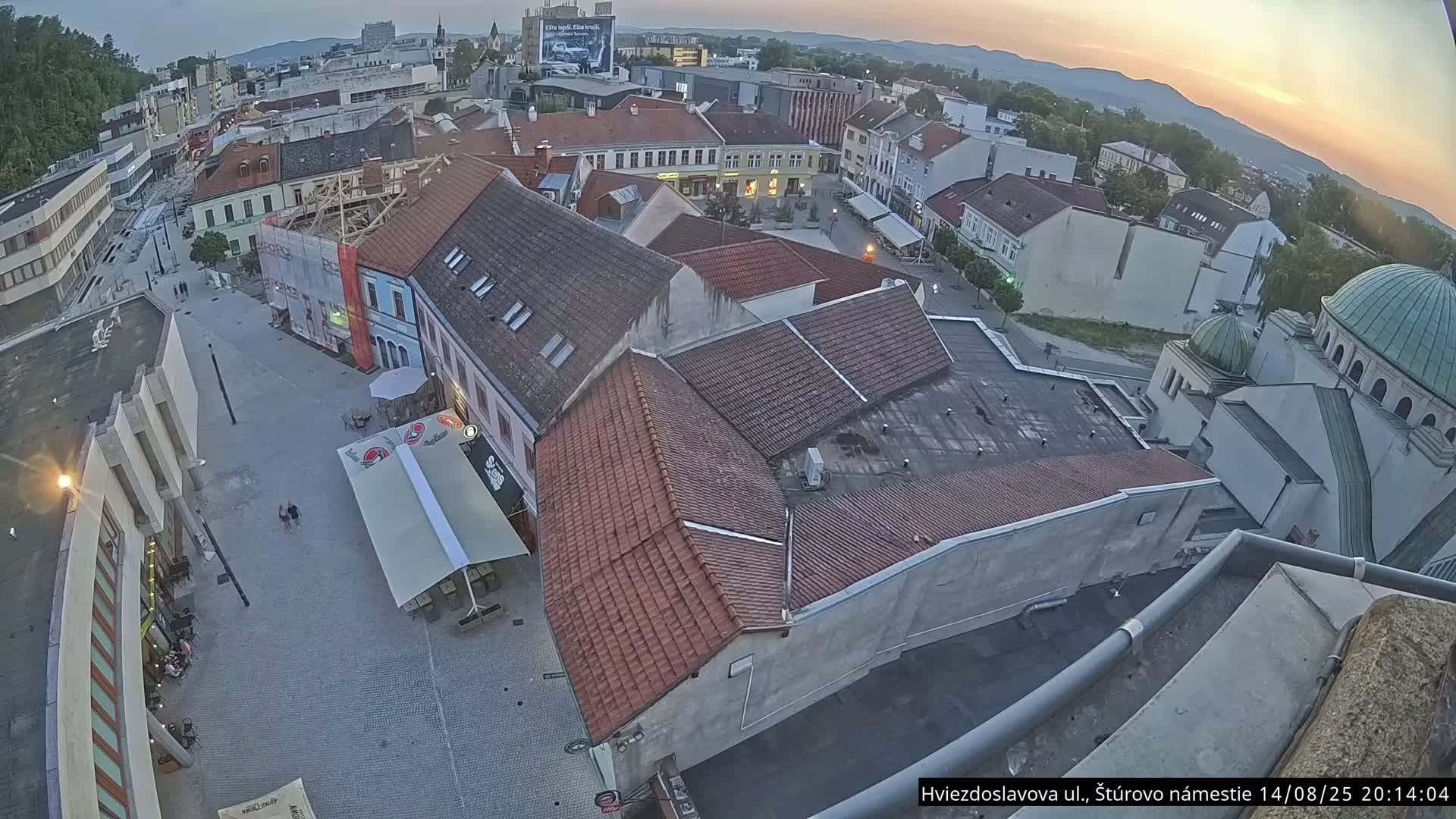 Trenčín Hviezdoslavova ul. Street &. Štúrovo Námestie Square West View Skyline Live Cam -  Trencin, Okres Trencin, Slovakia