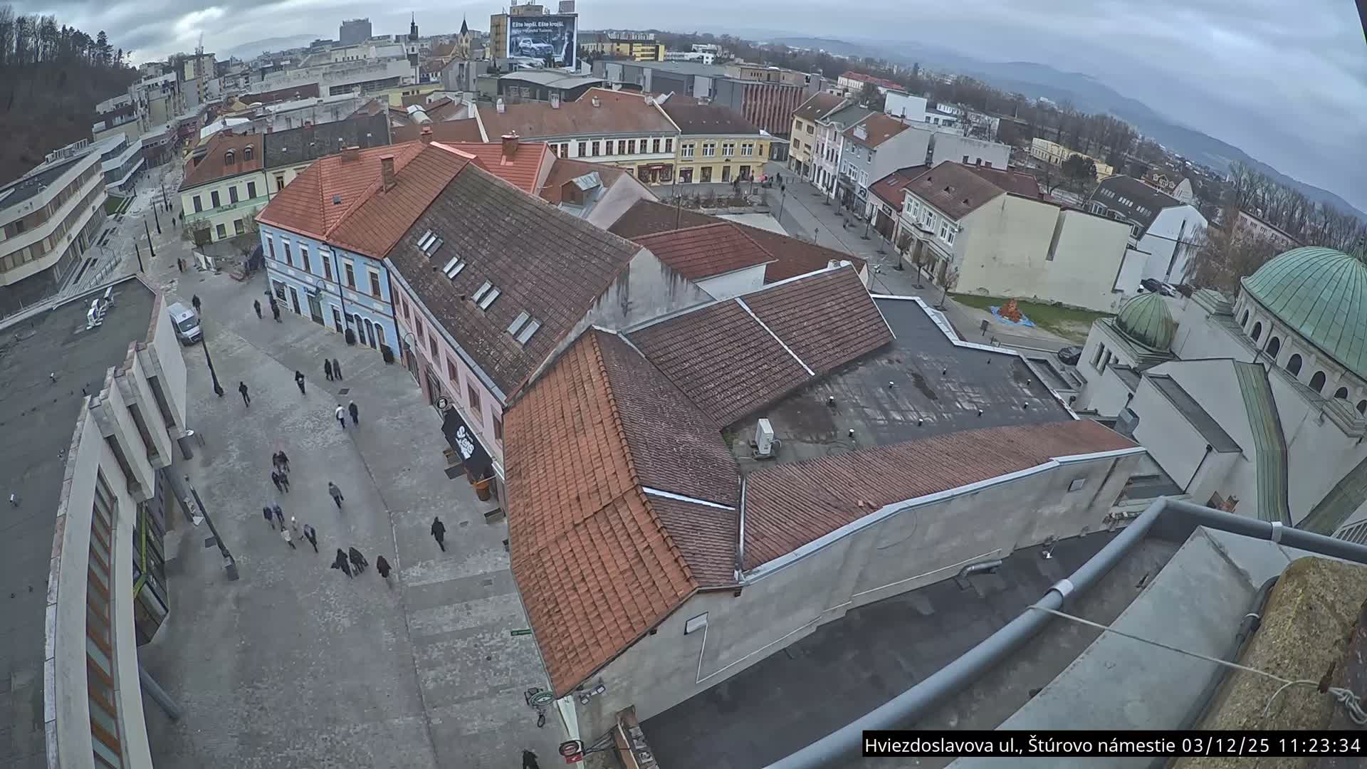 Trenčín Hviezdoslavova ul. Street &. Štúrovo Námestie Square West View Skyline Live Cam -  Trencin, Okres Trencin, Slovakia