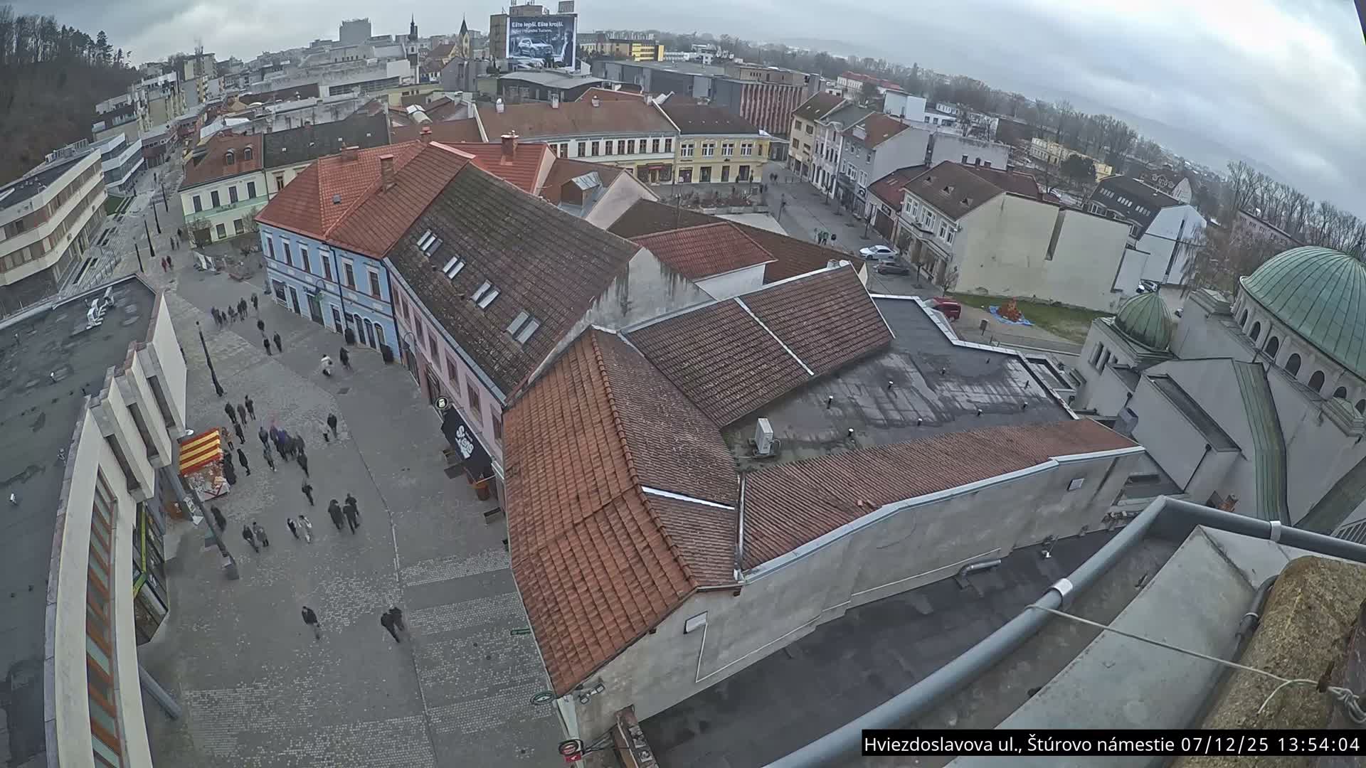 Trenčín Hviezdoslavova ul. Street &. Štúrovo Námestie Square West View Skyline Live Cam -  Trencin, Okres Trencin, Slovakia