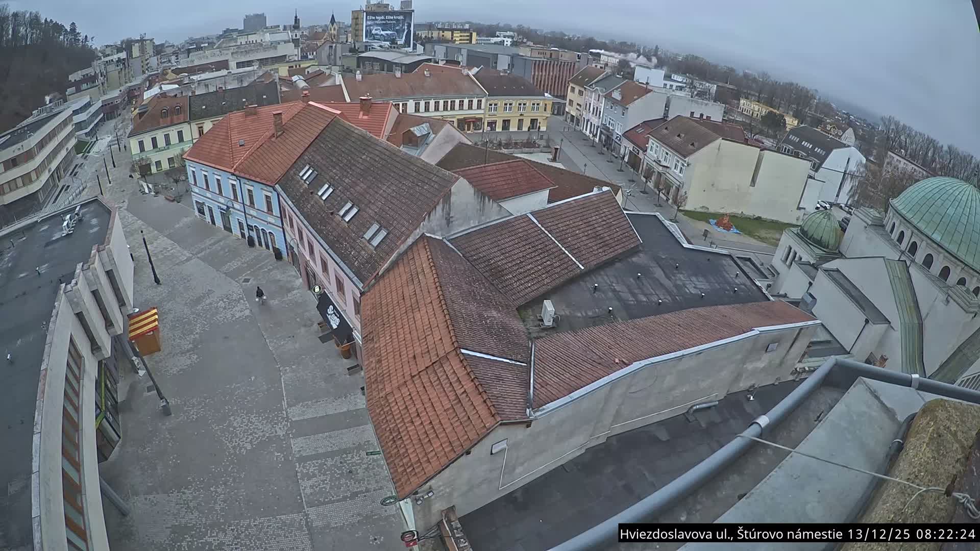 Trenčín Hviezdoslavova ul. Street &. Štúrovo Námestie Square West View Skyline Live Cam -  Trencin, Okres Trencin, Slovakia