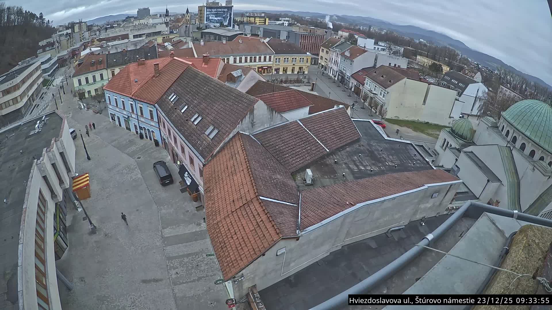 Trenčín Hviezdoslavova ul. Street &. Štúrovo Námestie Square West View Skyline Live Cam -  Trencin, Okres Trencin, Slovakia