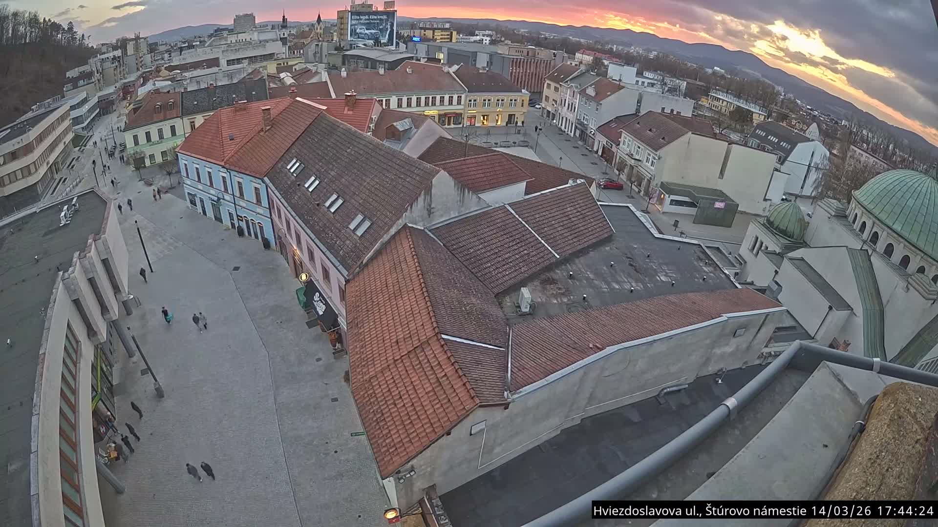 Trenčín Hviezdoslavova ul. Street &. Štúrovo Námestie Square West View Skyline Live Cam -  Trencin, Okres Trencin, Slovakia