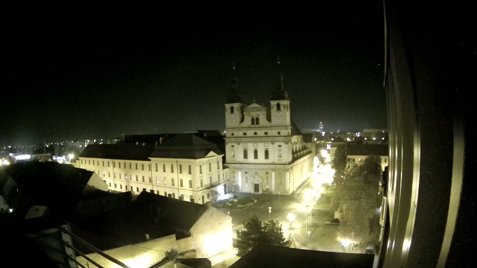 Trnava, Trojičné námestie (Trinity Square) Live Cam - Trnava, Okres Trnava, Slovakia
