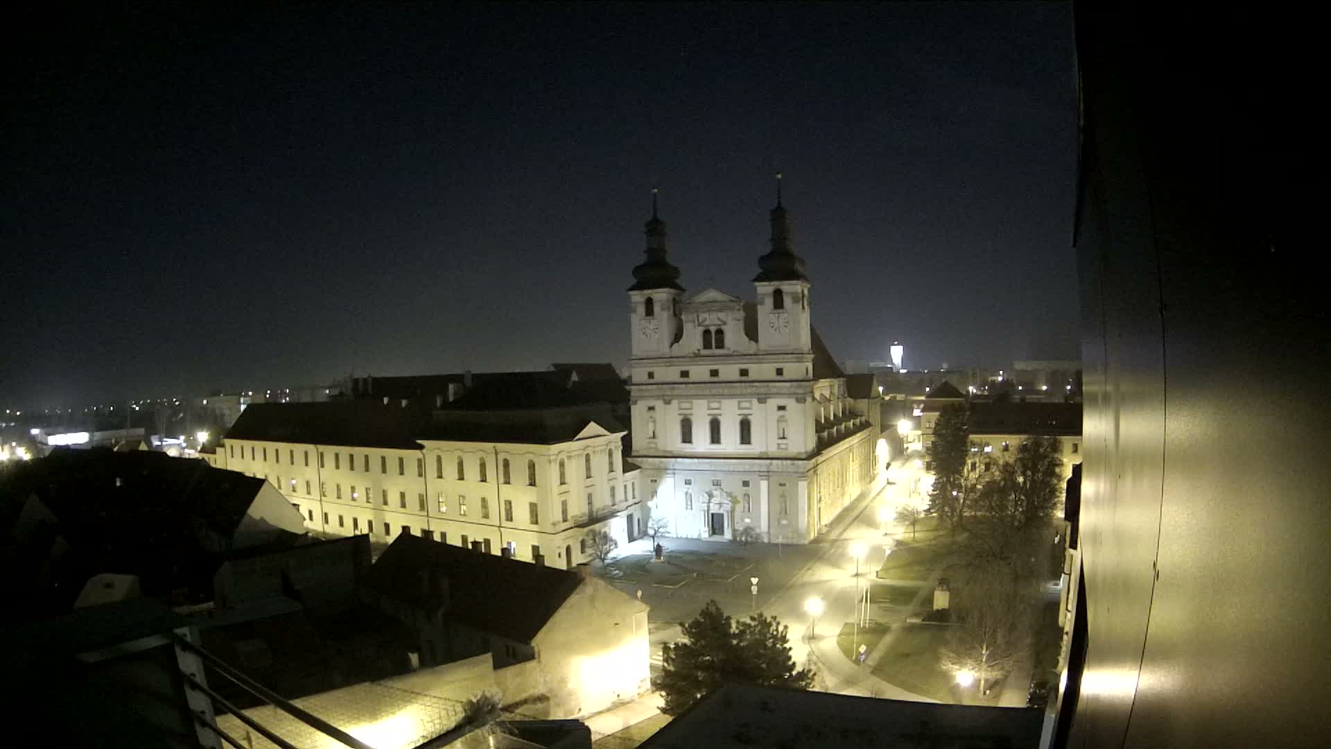 Trnava, Trojičné námestie (Trinity Square) Live Cam - Trnava, Okres Trnava, Slovakia