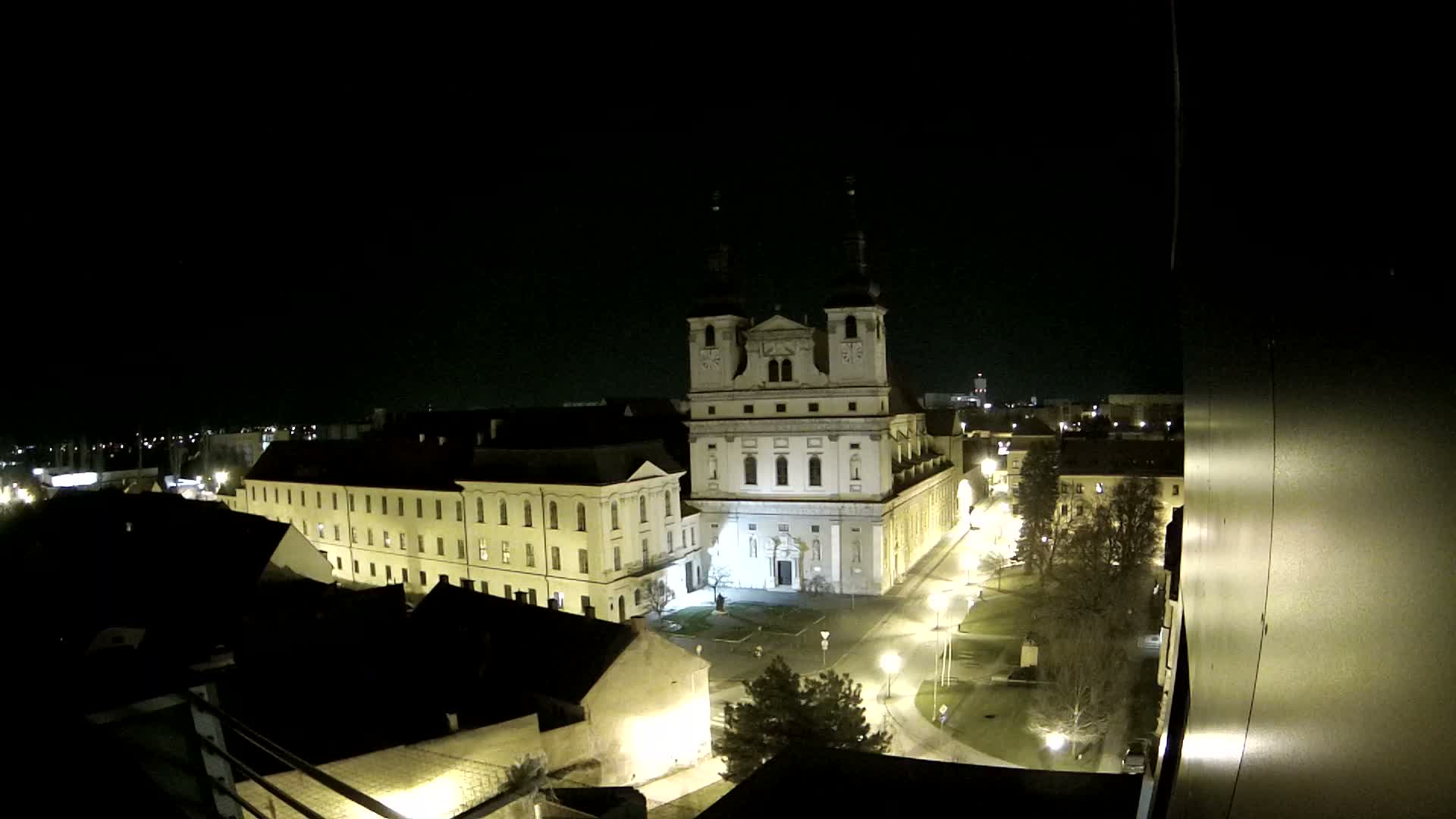 Trnava, Trojičné námestie (Trinity Square) Live Cam - Trnava, Okres Trnava, Slovakia
