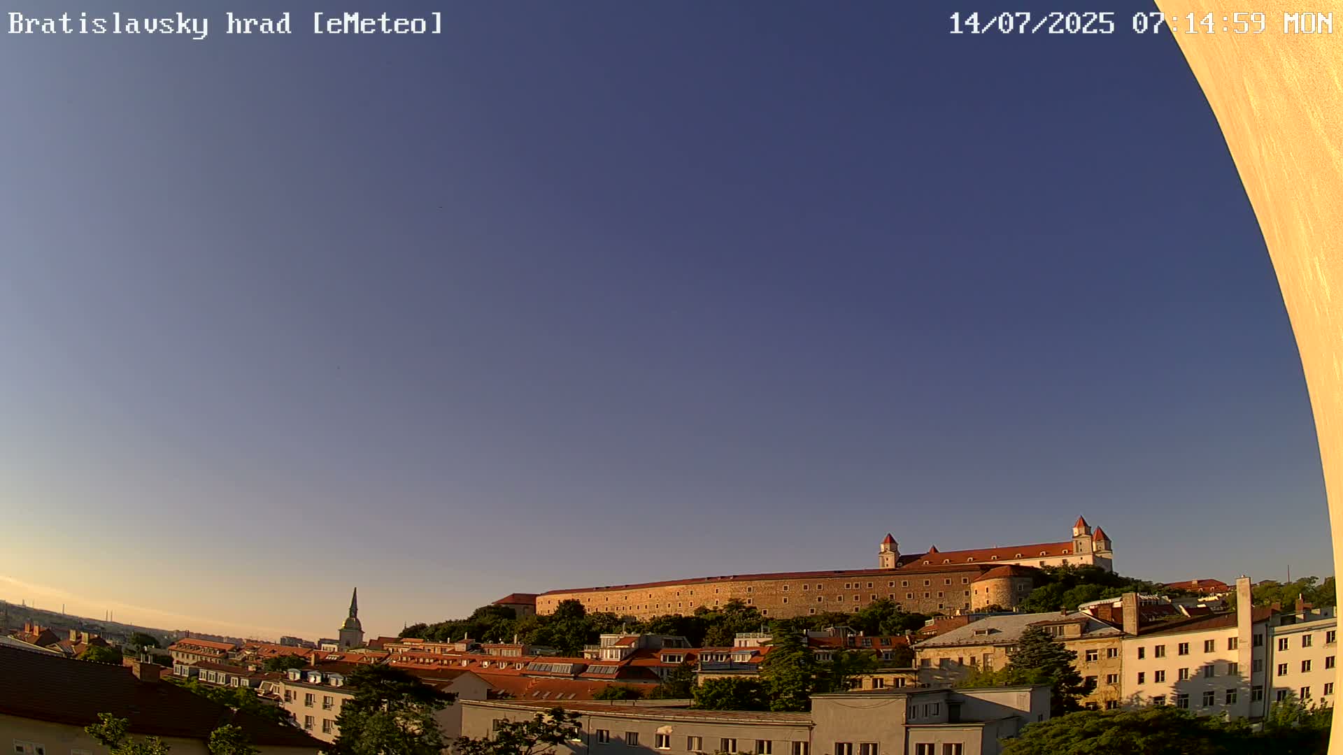 Bratislava, Bratislavský hrad (Bratislava Castle) South View Live Cam - Stare Mesto, Okres Bratislava I, Bratislava, Slovakia
