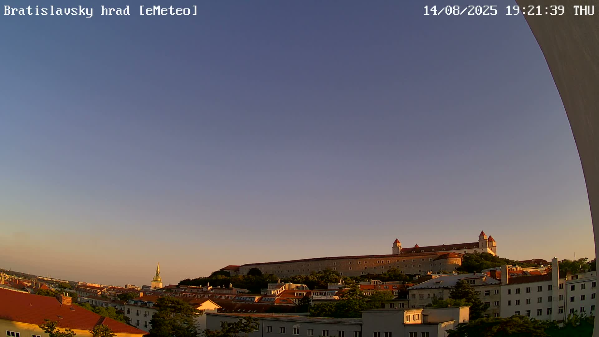 Bratislava, Bratislavský hrad (Bratislava Castle) South View Live Cam - Stare Mesto, Okres Bratislava I, Bratislava, Slovakia
