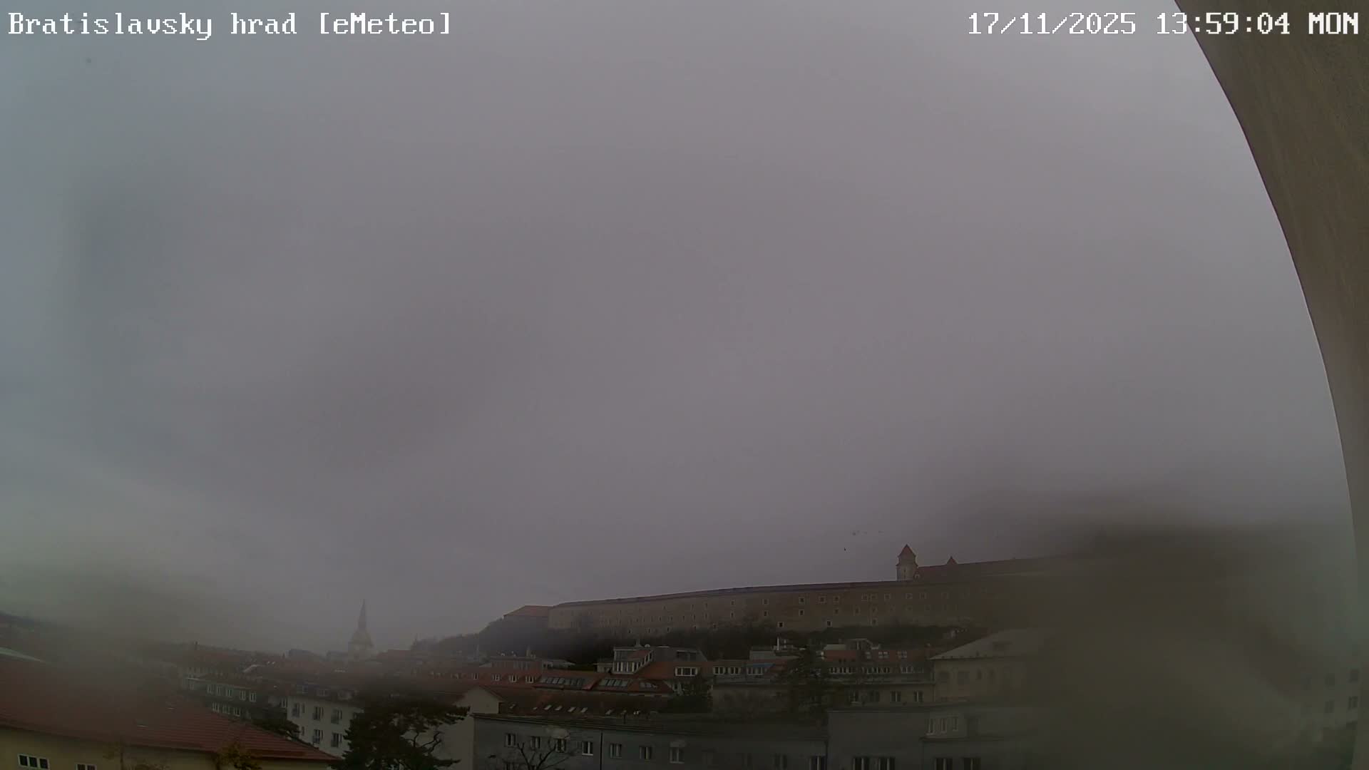 Bratislava, Bratislavský hrad (Bratislava Castle) South View Live Cam - Stare Mesto, Okres Bratislava I, Bratislava, Slovakia