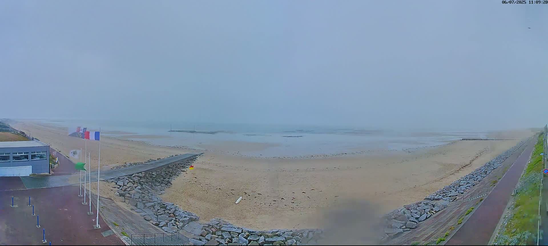Pirou Plage Static Live Cam - Coutances, Manche, Normandie, France