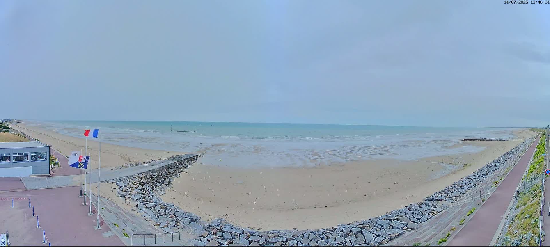 Pirou Plage Static Live Cam - Coutances, Manche, Normandie, France