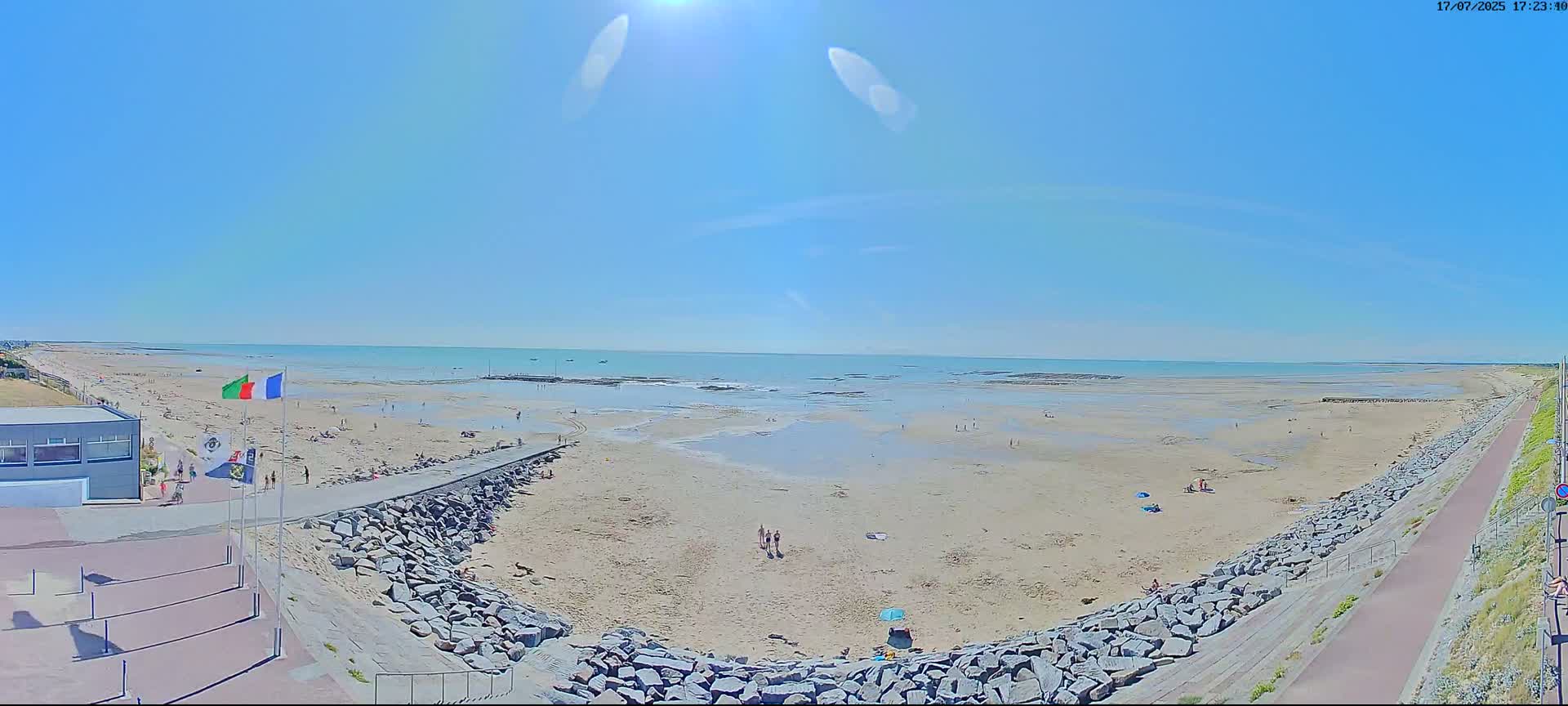 Pirou Plage Static Live Cam - Coutances, Manche, Normandie, France