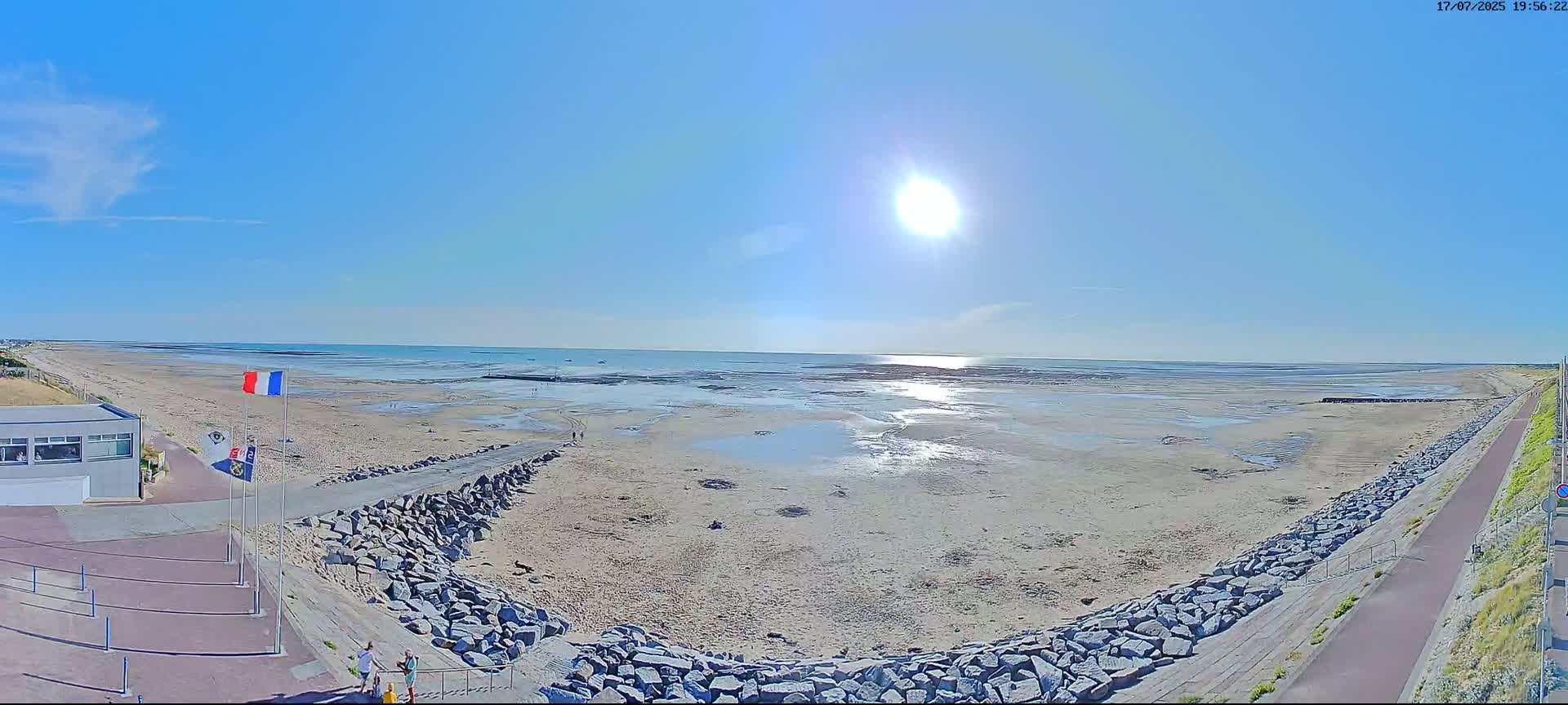 Pirou Plage Static Live Cam - Coutances, Manche, Normandie, France