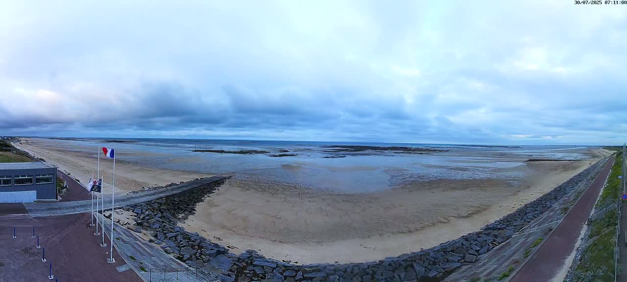 Pirou Plage Static Live Cam - Coutances, Manche, Normandie, France