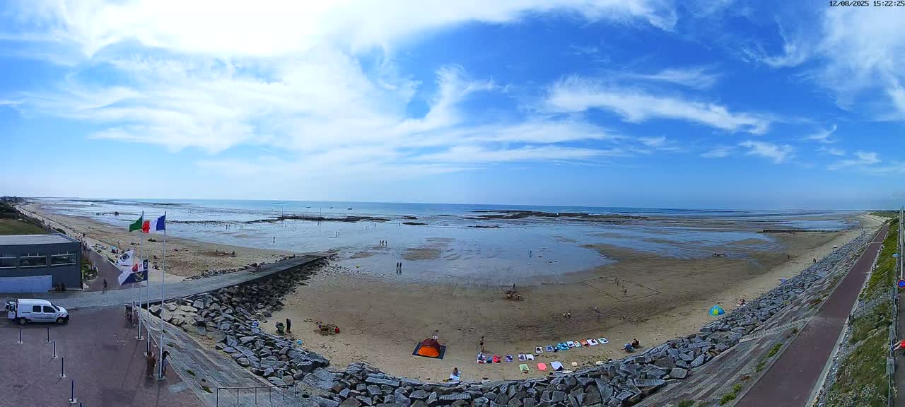 Pirou Plage Static Live Cam - Coutances, Manche, Normandie, France