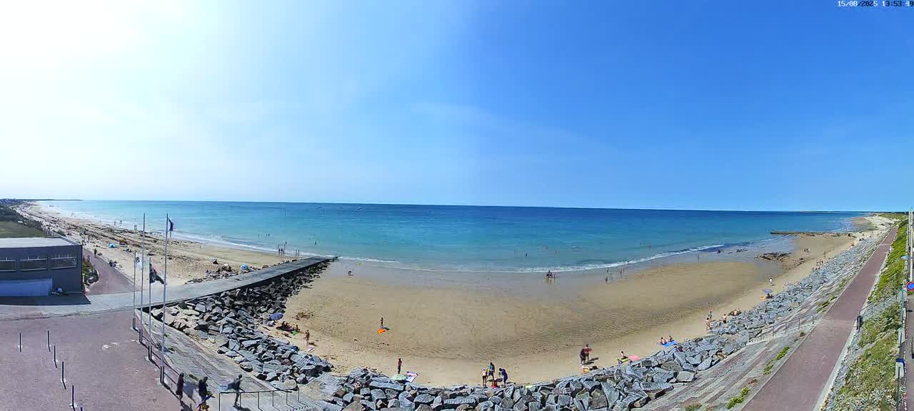 Pirou Plage Static Live Cam - Coutances, Manche, Normandie, France