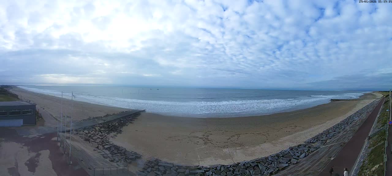 Pirou Plage Static Live Cam - Coutances, Manche, Normandie, France