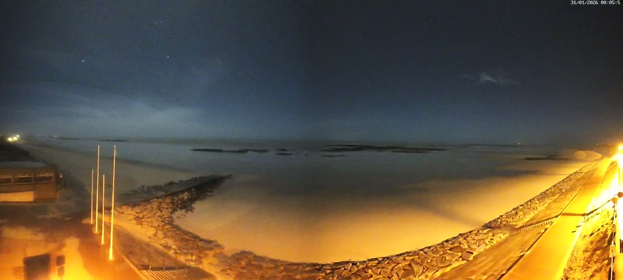 Pirou Plage Static Live Cam - Coutances, Manche, Normandie, France