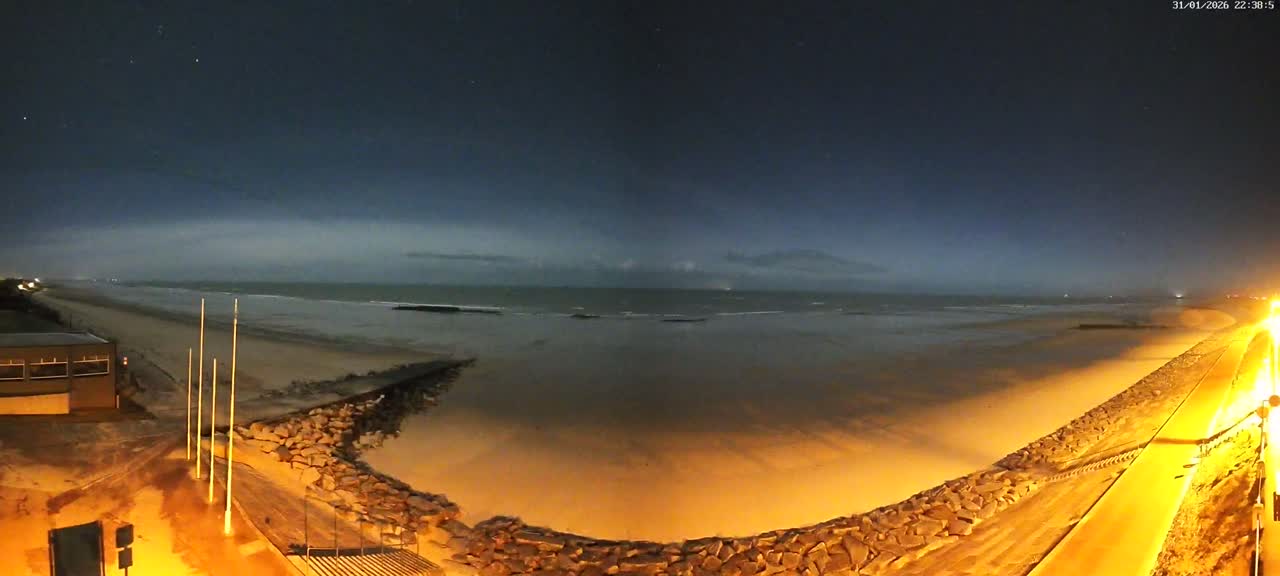 Pirou Plage Static Live Cam - Coutances, Manche, Normandie, France
