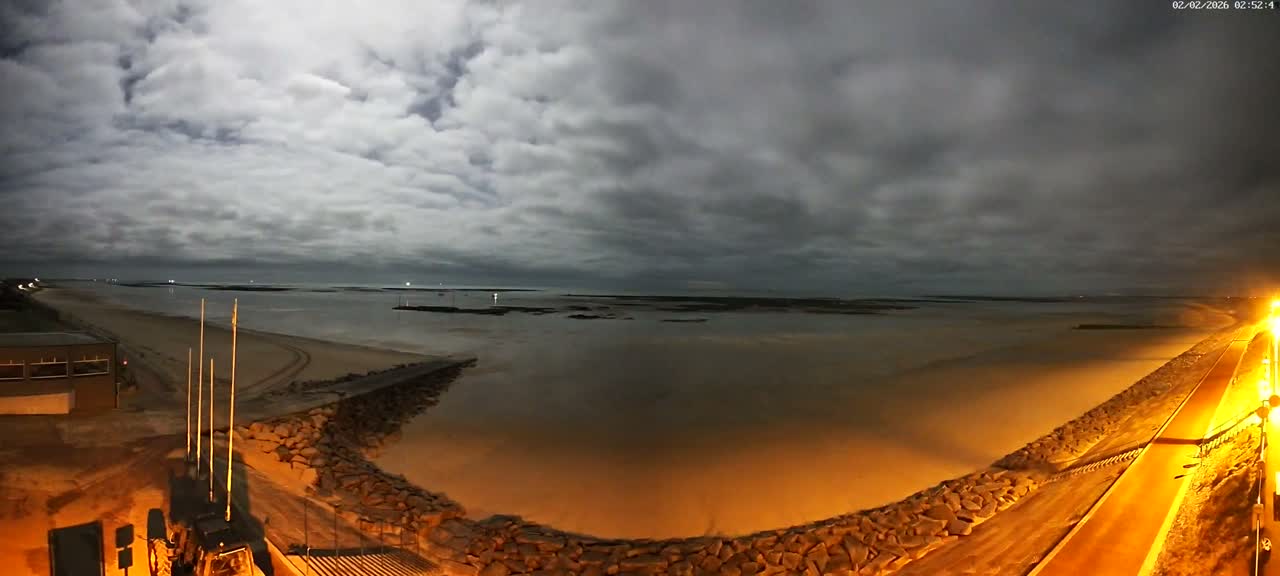 Pirou Plage Static Live Cam - Coutances, Manche, Normandie, France