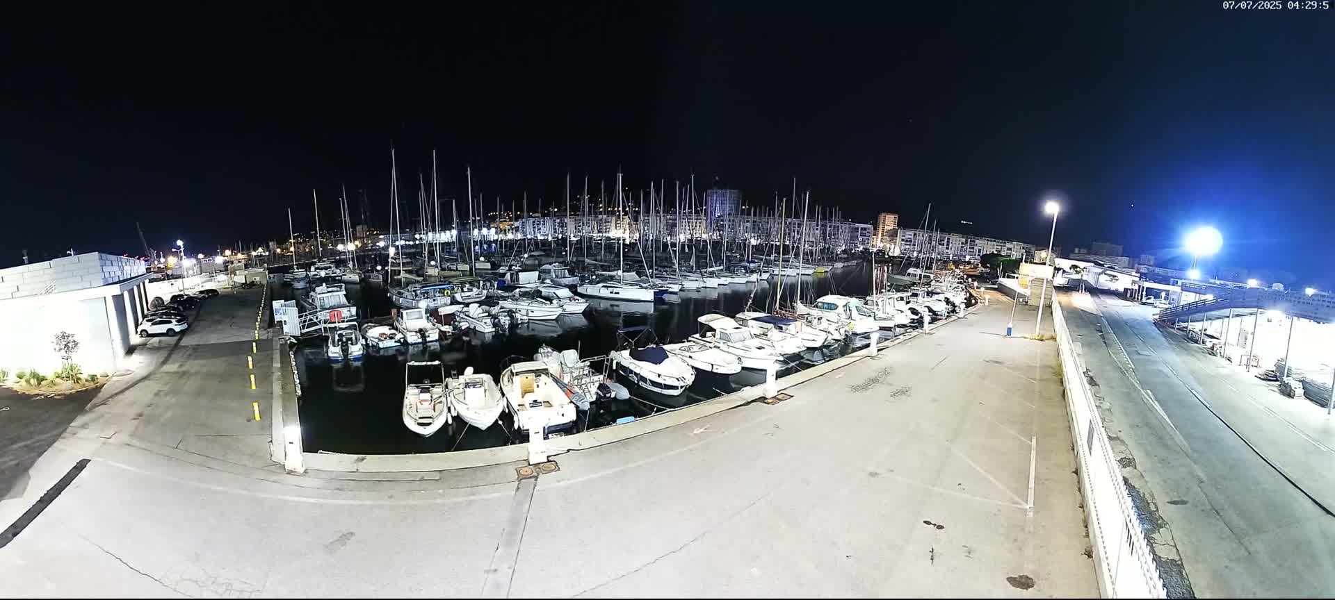 Toulon City & Port Vieille Darse Live Cam - Toulon, Var, Provence-Alpes-Côte d’Azur, France