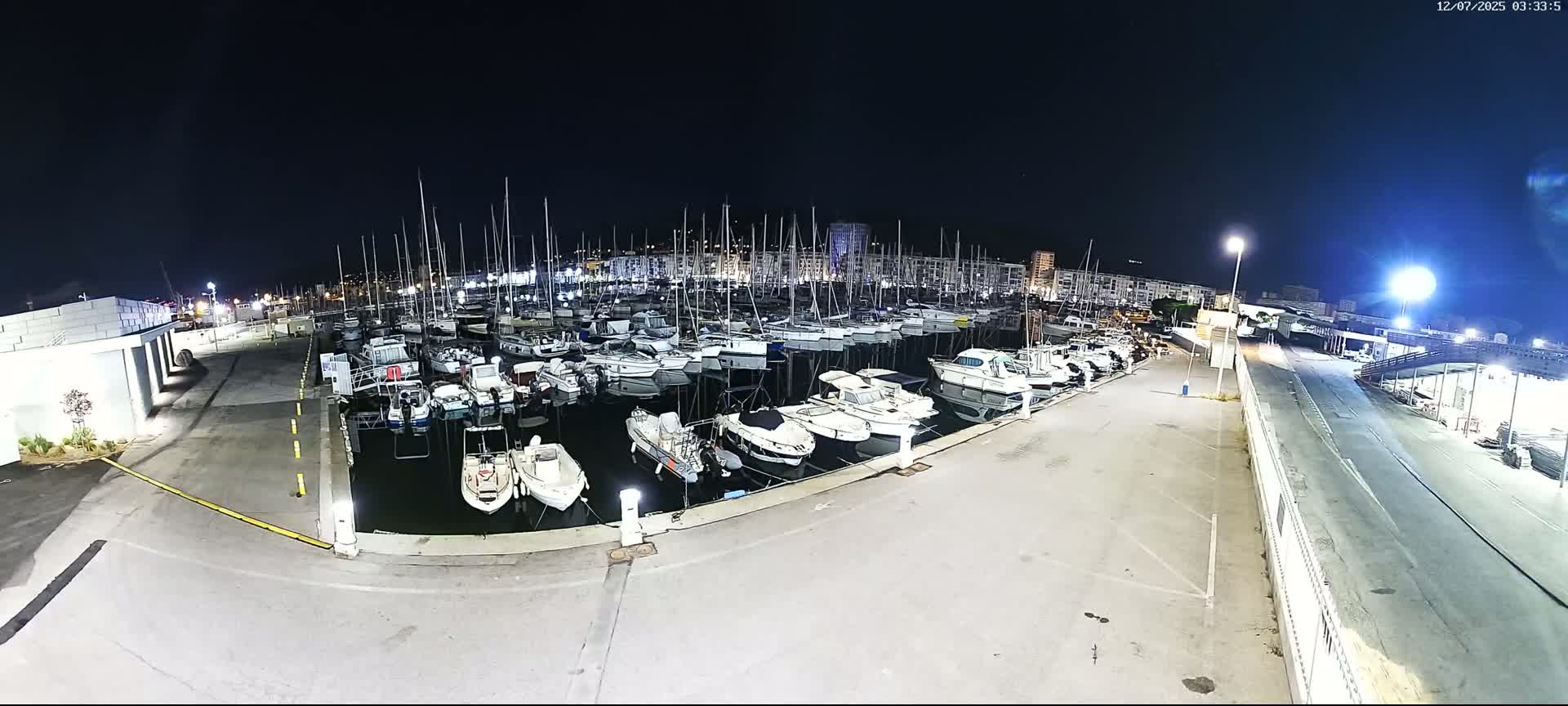 Toulon City & Port Vieille Darse Live Cam - Toulon, Var, Provence-Alpes-Côte d’Azur, France