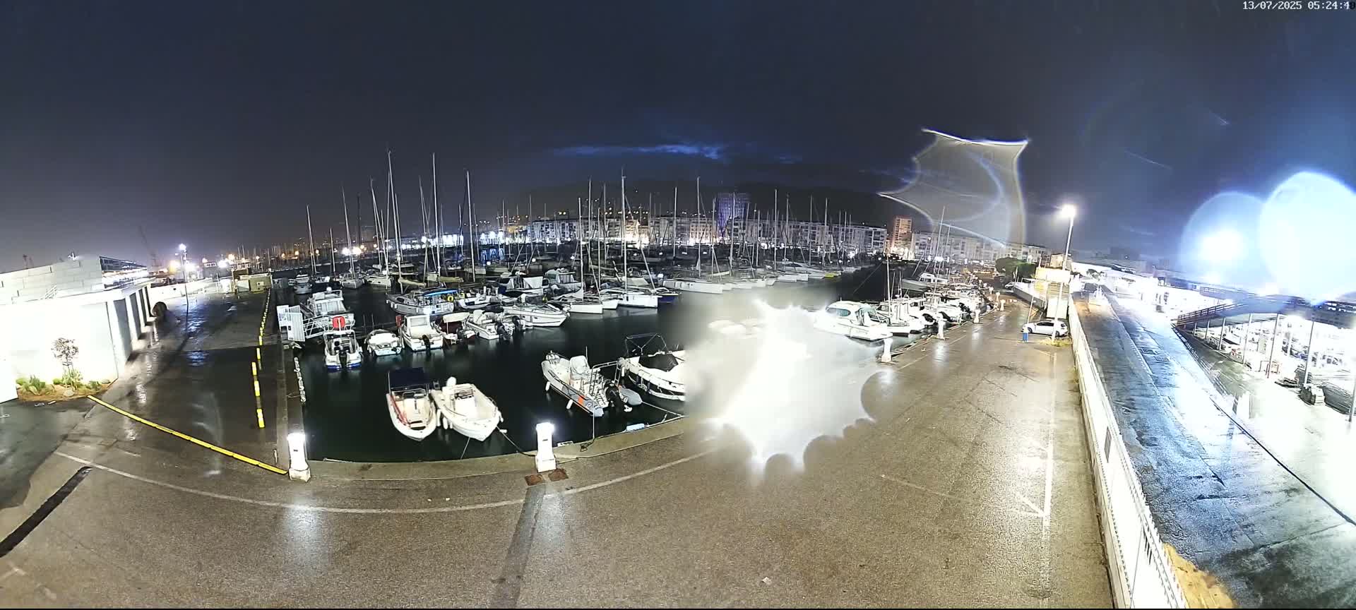 Toulon City & Port Vieille Darse Live Cam - Toulon, Var, Provence-Alpes-Côte d’Azur, France