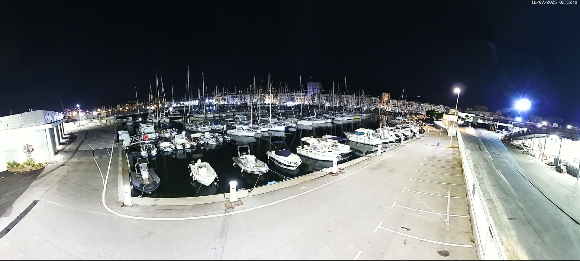 Toulon City & Port Vieille Darse Live Cam - Toulon, Var, Provence-Alpes-Côte d’Azur, France