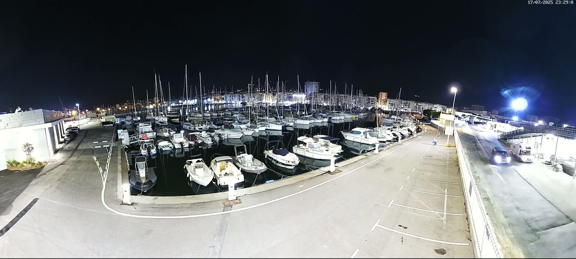 Toulon City & Port Vieille Darse Live Cam - Toulon, Var, Provence-Alpes-Côte d’Azur, France