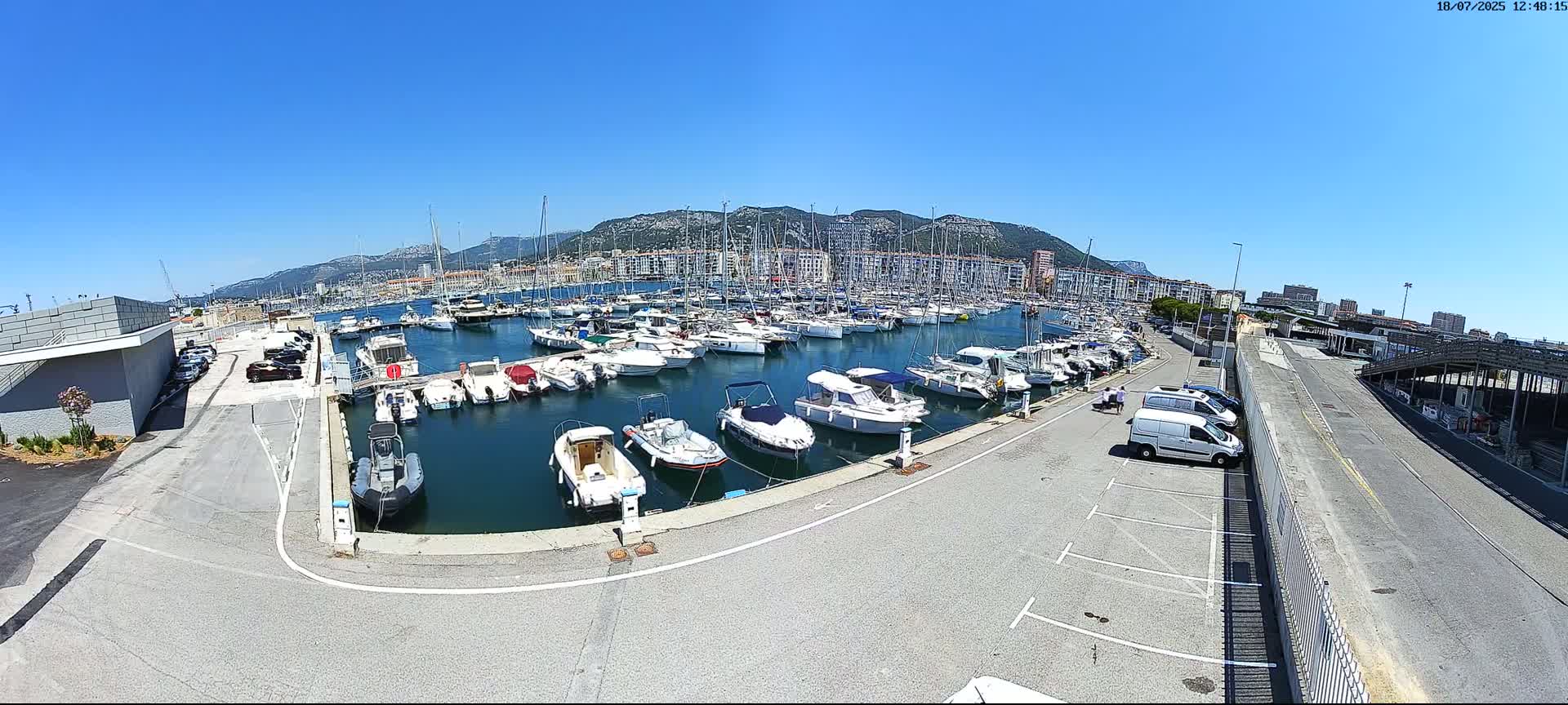 Toulon City & Port Vieille Darse Live Cam - Toulon, Var, Provence-Alpes-Côte d’Azur, France
