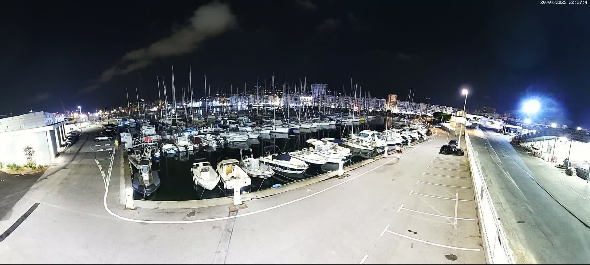 Toulon City & Port Vieille Darse Live Cam - Toulon, Var, Provence-Alpes-Côte d’Azur, France